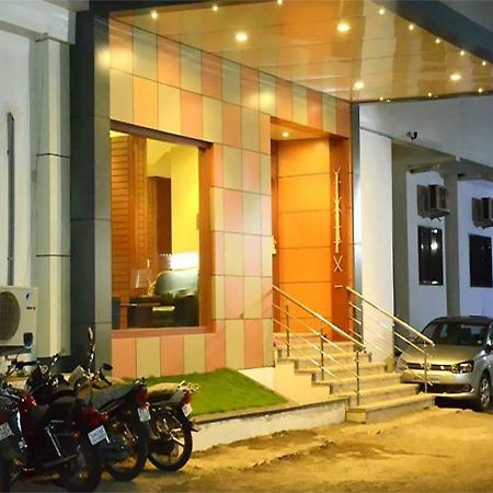 Hotel Jhankar Palace Dhule Extérieur photo